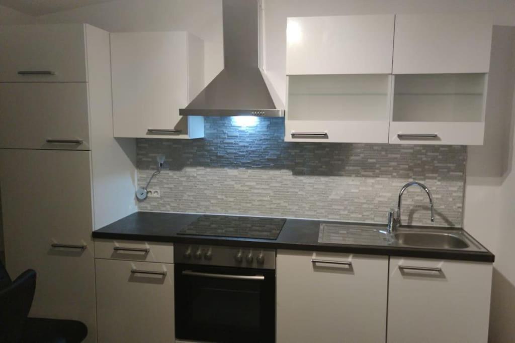 Studio/Huis In Maastricht Te Huur Kültér fotó